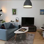 Dobra 54 By Homeprime Apartment Warschau